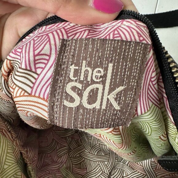 The Sak Black Soft Pebble Leather Adjustable Crossbody Shoulder Bag Purse - Picture 13 of 14